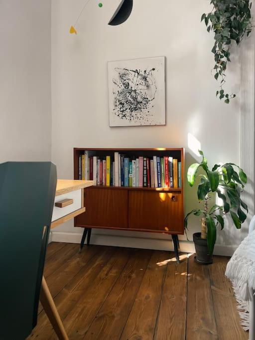Nastrojowe Mieszkanie W Centrum Apartment
